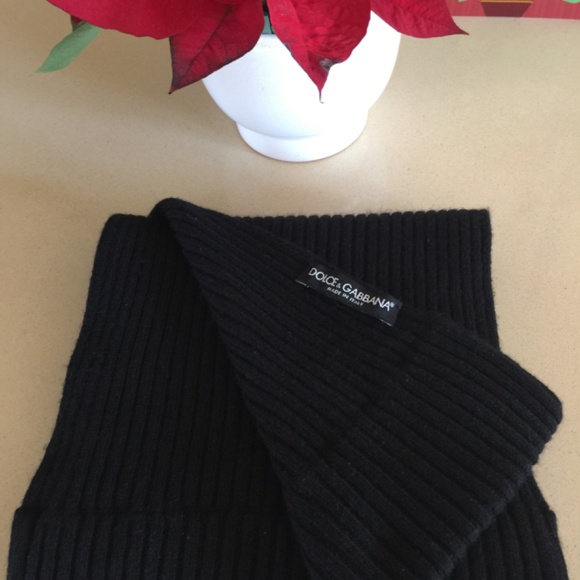 DOLCE & GABBANA Black Cashmere Scarf - Picture 5 of 8